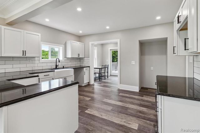 2071 W Mount Morris Road, Mount Morris, MI 48458