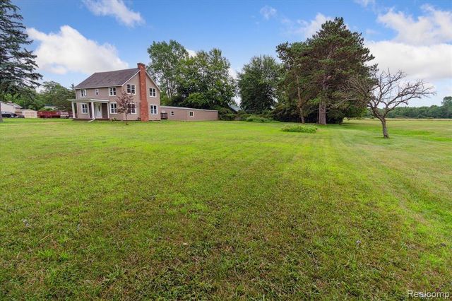 2071 W Mount Morris Road, Mount Morris, MI 48458