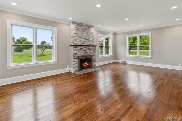 2071 W Mount Morris Road, Mount Morris, MI 48458