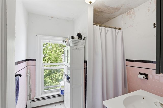 29-31 Sprague St, Malden, MA 02148