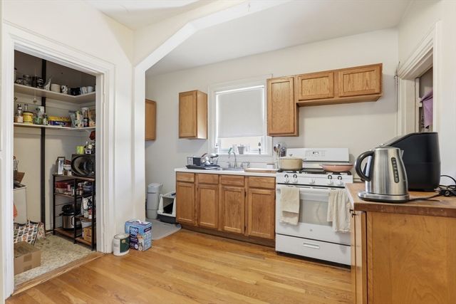 29-31 Sprague St, Malden, MA 02148