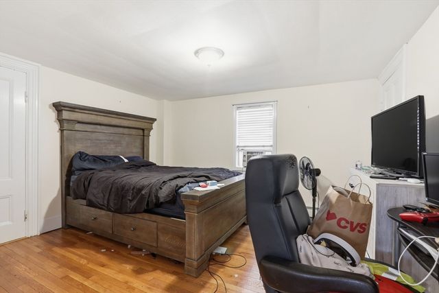 29-31 Sprague St, Malden, MA 02148