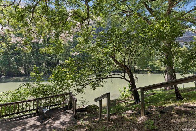 1648 Ponderosa, New Braunfels, TX 78132