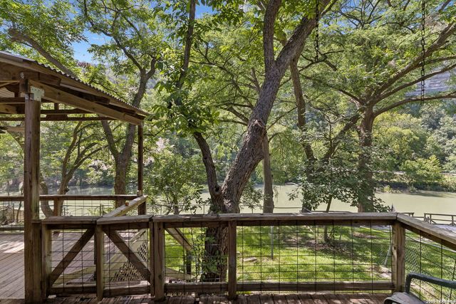 1648 Ponderosa, New Braunfels, TX 78132
