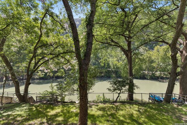 1648 Ponderosa, New Braunfels, TX 78132