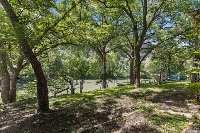 1648 Ponderosa, New Braunfels, TX 78132