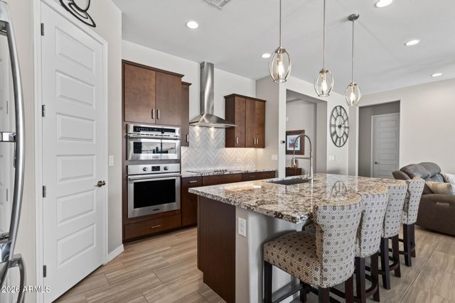 20160 W SAN JUAN Avenue, Litchfield Park, AZ 85340