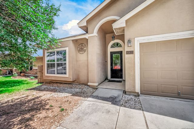 14411 CORRAL CT, Elmendorf, TX 78112