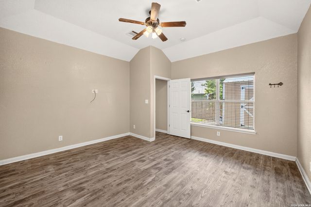 14411 CORRAL CT, Elmendorf, TX 78112