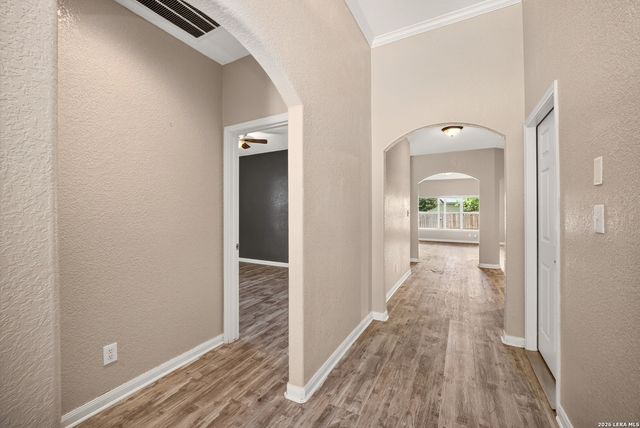 14411 CORRAL CT, Elmendorf, TX 78112