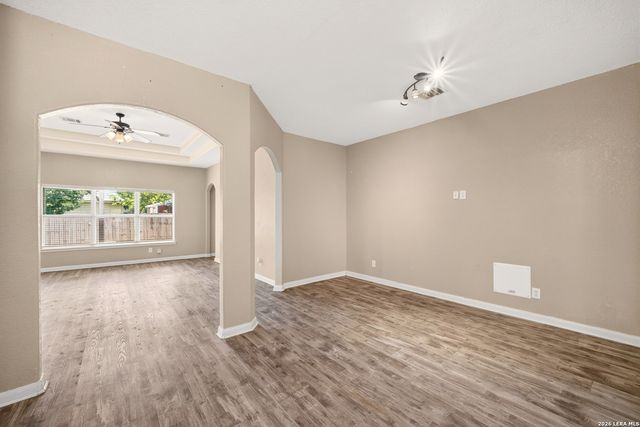 14411 CORRAL CT, Elmendorf, TX 78112