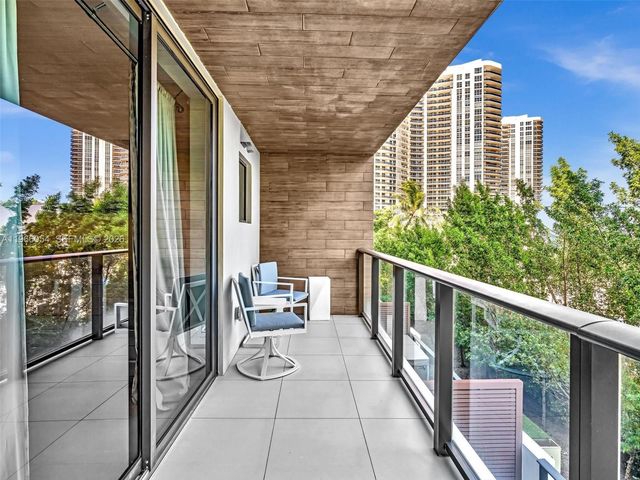 3040 N Ocean Blvd N103, Fort Lauderdale, FL 33308