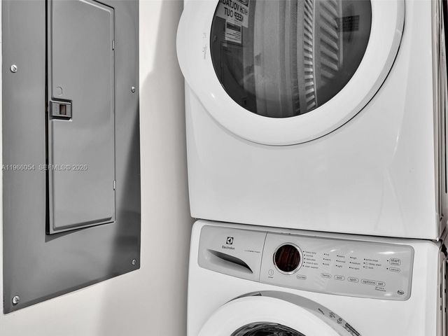 3040 N Ocean Blvd N103, Fort Lauderdale, FL 33308