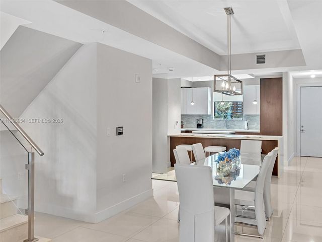 3040 N Ocean Blvd N103, Fort Lauderdale, FL 33308