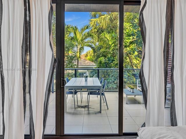 3040 N Ocean Blvd N103, Fort Lauderdale, FL 33308