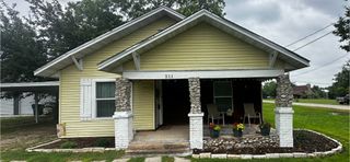 211 S Wickham Street, Alvord, TX 76225