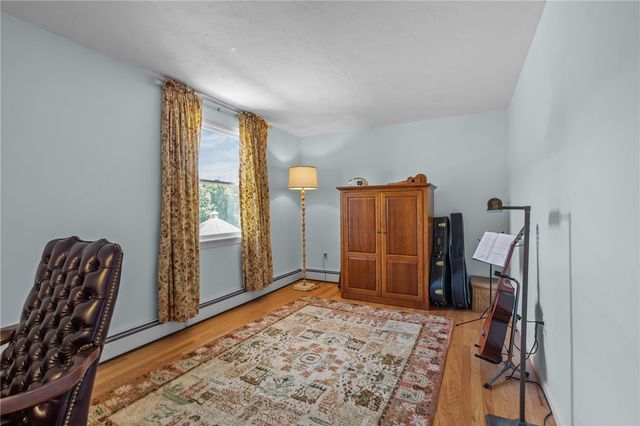 11 Stonegate Road, Warren, RI 02885