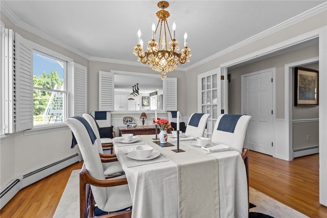 11 Stonegate Road, Warren, RI 02885