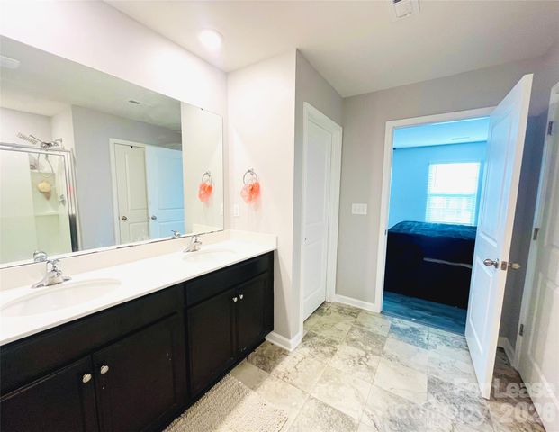 3044 Winesap Drive, Dallas, NC 28034