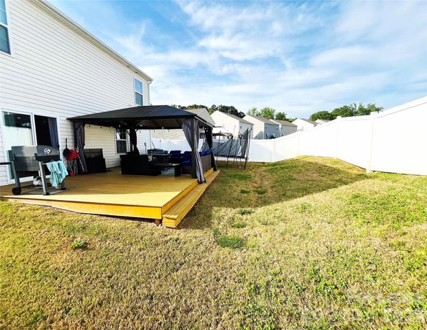 3044 Winesap Drive, Dallas, NC 28034