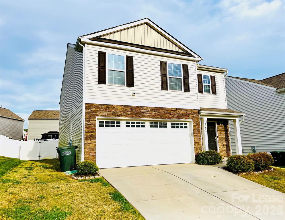 3044 Winesap Drive, Dallas, NC 28034
