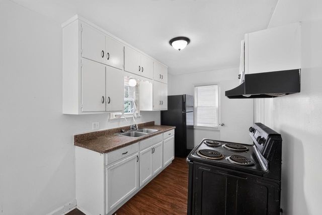 4608 N 30th STREET, Milwaukee, WI 53209