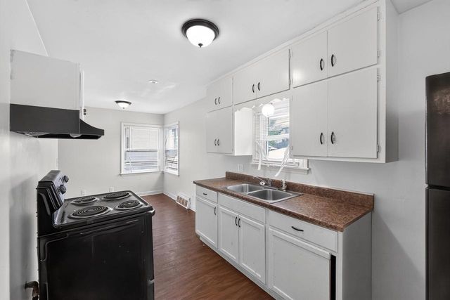 4608 N 30th STREET, Milwaukee, WI 53209