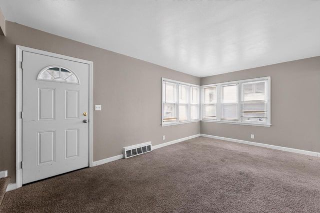 4608 N 30th STREET, Milwaukee, WI 53209
