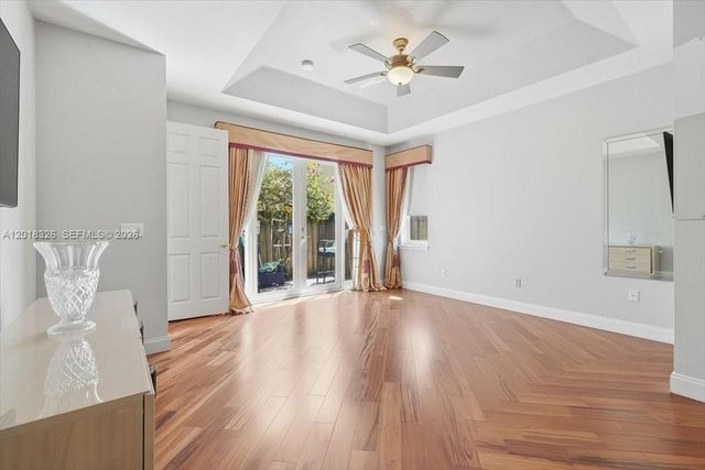 1282 Grant Court, Hollywood, FL 33019