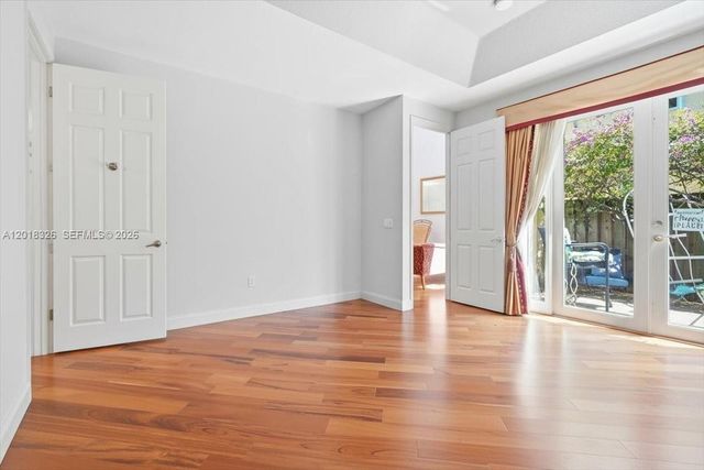 1282 Grant Court, Hollywood, FL 33019