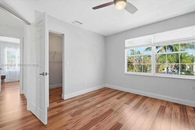 1282 Grant Court, Hollywood, FL 33019