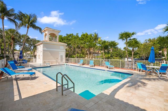 1282 Grant Court, Hollywood, FL 33019
