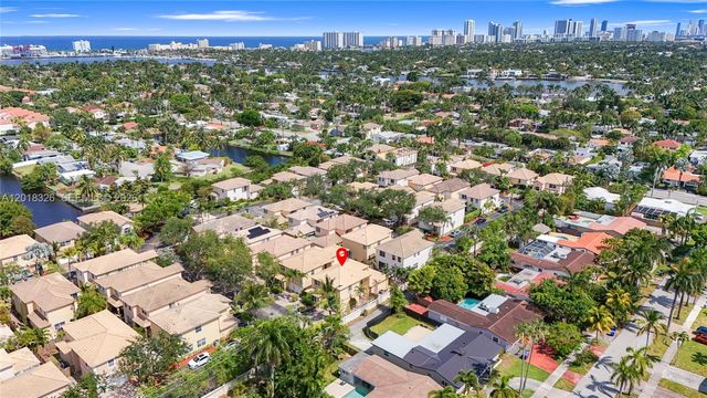 1282 Grant Court, Hollywood, FL 33019
