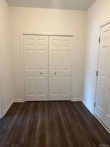 1991 Elizabeth Lane, Superior Charter Township, MI 48198