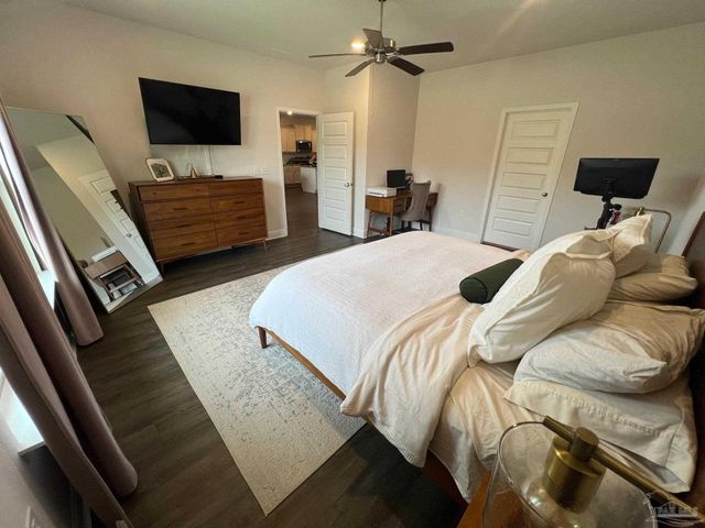 8026 Burnside Loop, Pensacola, FL 32526