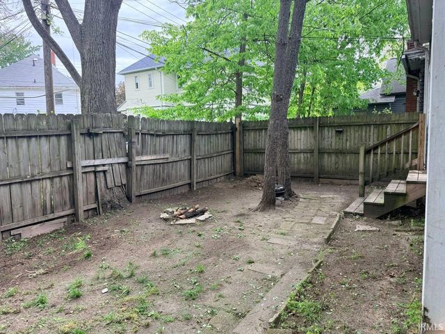 744 Portage Avenue, South Bend, IN 46616
