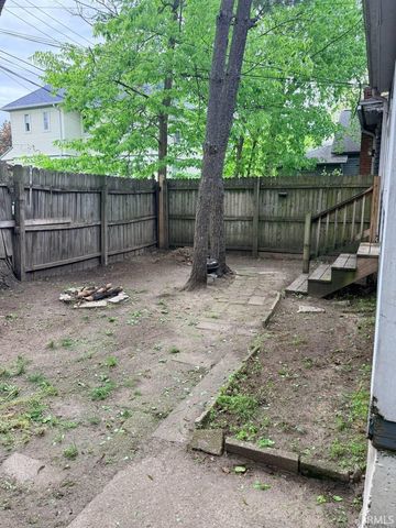 744 Portage Avenue, South Bend, IN 46616