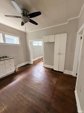 744 Portage Avenue, South Bend, IN 46616