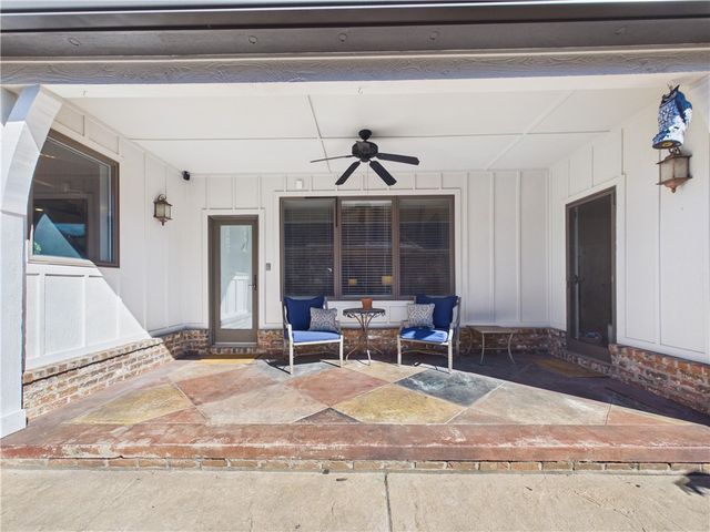 3603 SW Champagne Avenue, Bentonville, AR 72712