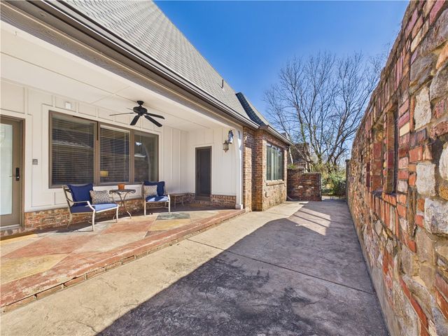 3603 SW Champagne Avenue, Bentonville, AR 72712