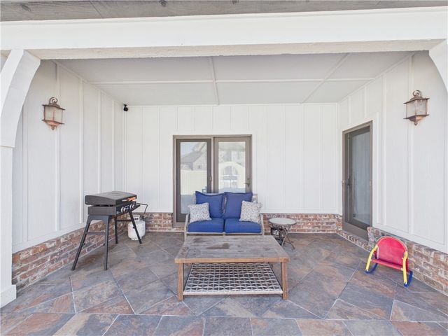 3603 SW Champagne Avenue, Bentonville, AR 72712