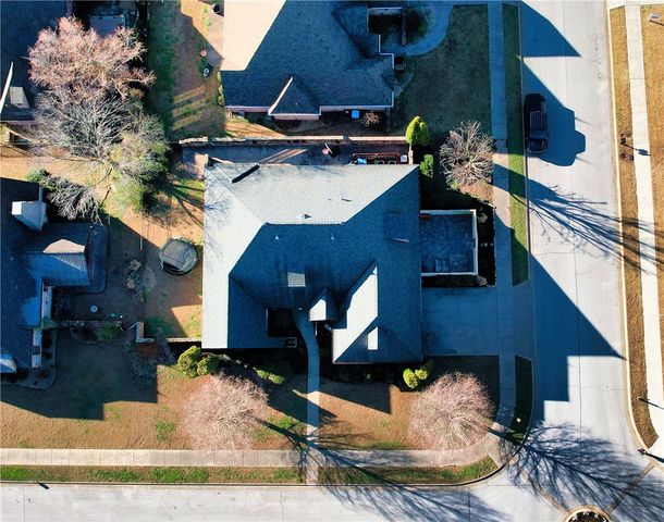 3603 SW Champagne Avenue, Bentonville, AR 72712