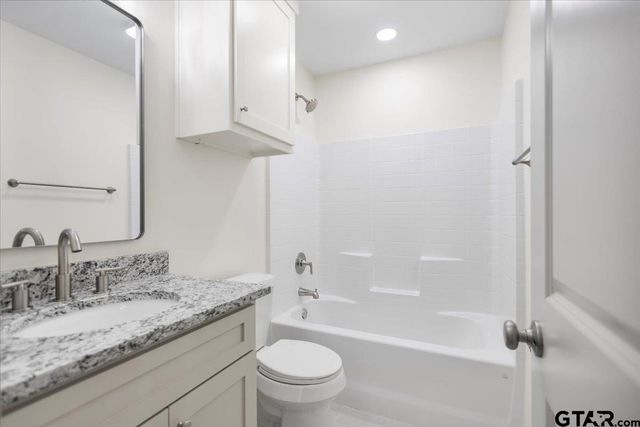 443 W. Harmony St., Tyler, TX 75702