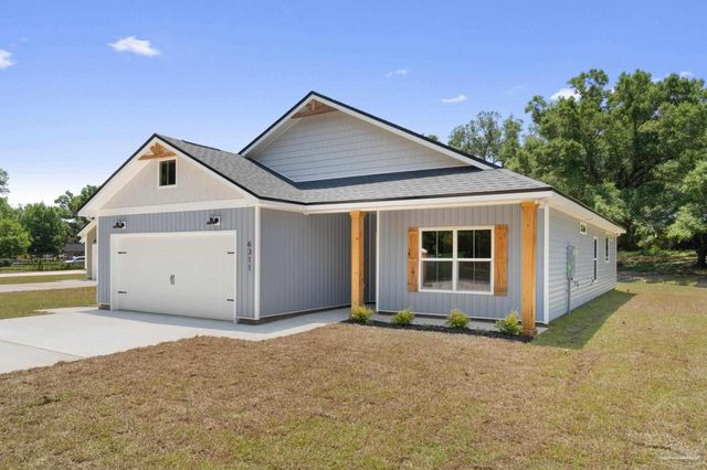 8300 Vickie St, Pensacola, FL 32514