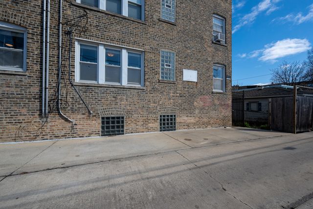 3135 W LELAND Avenue 1W, Chicago, IL 60625