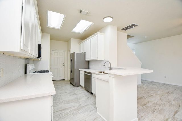 5607 Stonecloud Lane, Katy, TX 77494