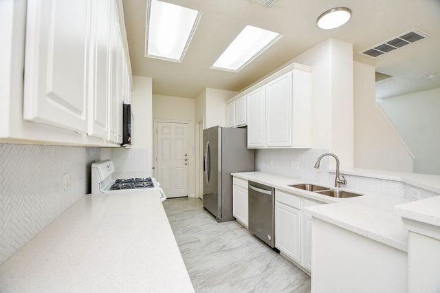 5607 Stonecloud Lane, Katy, TX 77494
