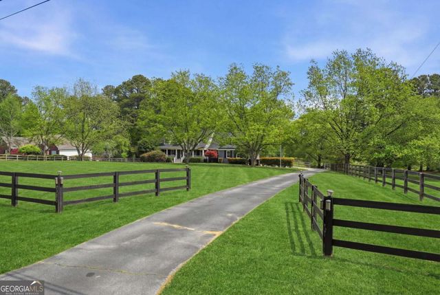 2380 Camp Mitchell Road, Grayson, GA 30017