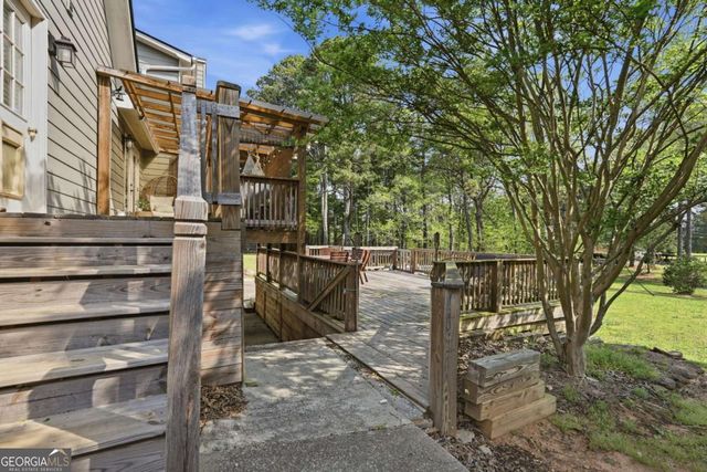 2380 Camp Mitchell Road, Grayson, GA 30017