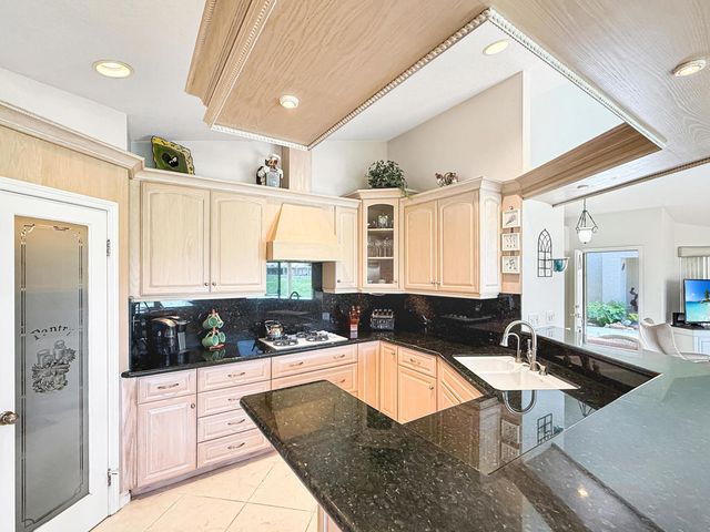76891 Turendot Street, Palm Desert, CA 92211